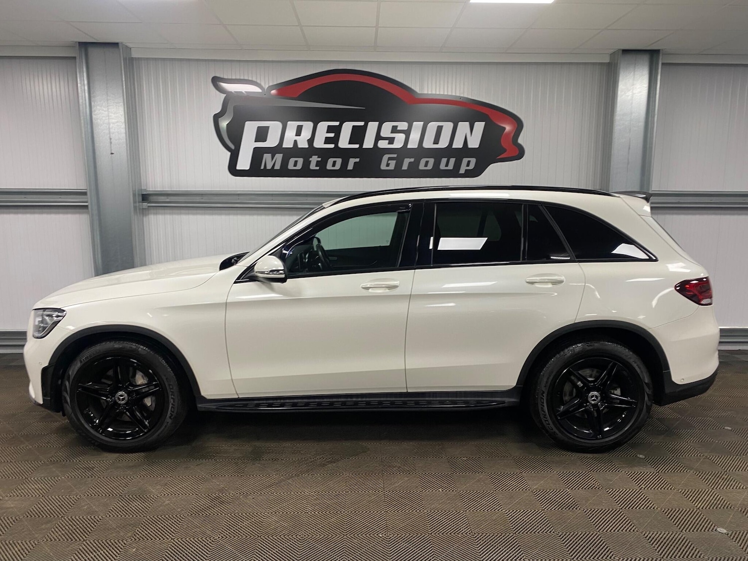 Used Mercedes-Benz GLC 2019 for sale - 76832102: Photo 18