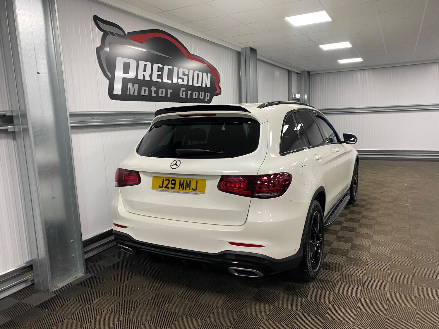 Used Mercedes-Benz GLC 2019 for sale - 76832102: Photo 31