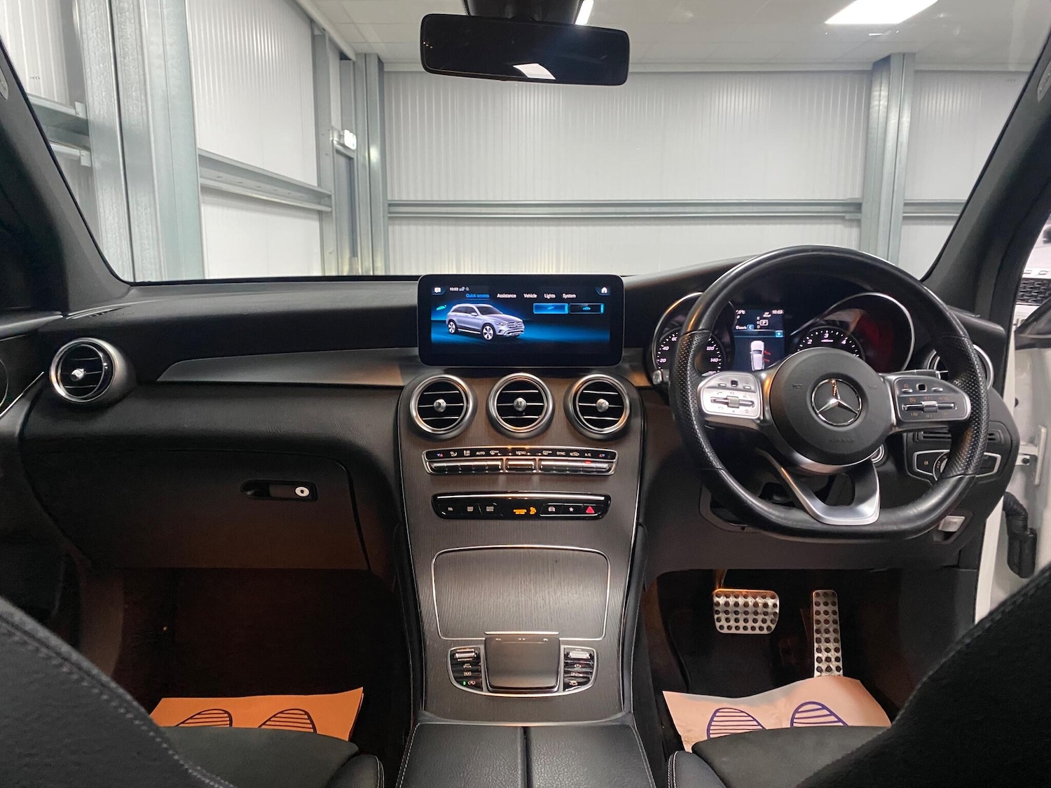 Used Mercedes-Benz GLC 2019 for sale - 76832102: Photo 36