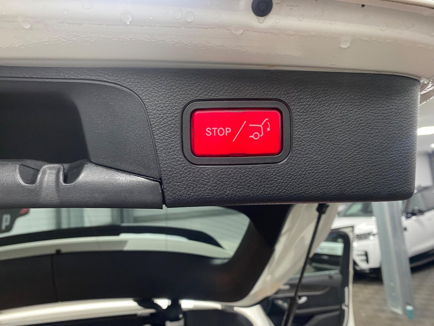 Used Mercedes-Benz GLC 2019 for sale - 76832102: Photo 52