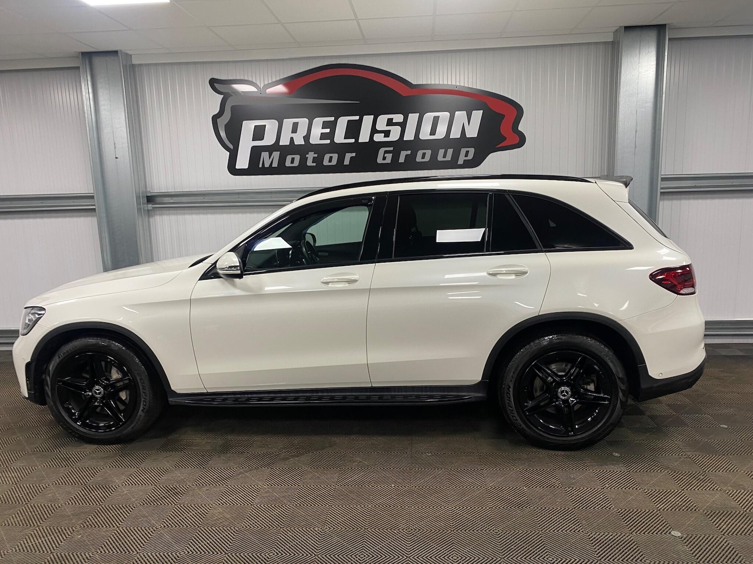 Used Mercedes-Benz GLC 2019 for sale - 76832102: Photo 7