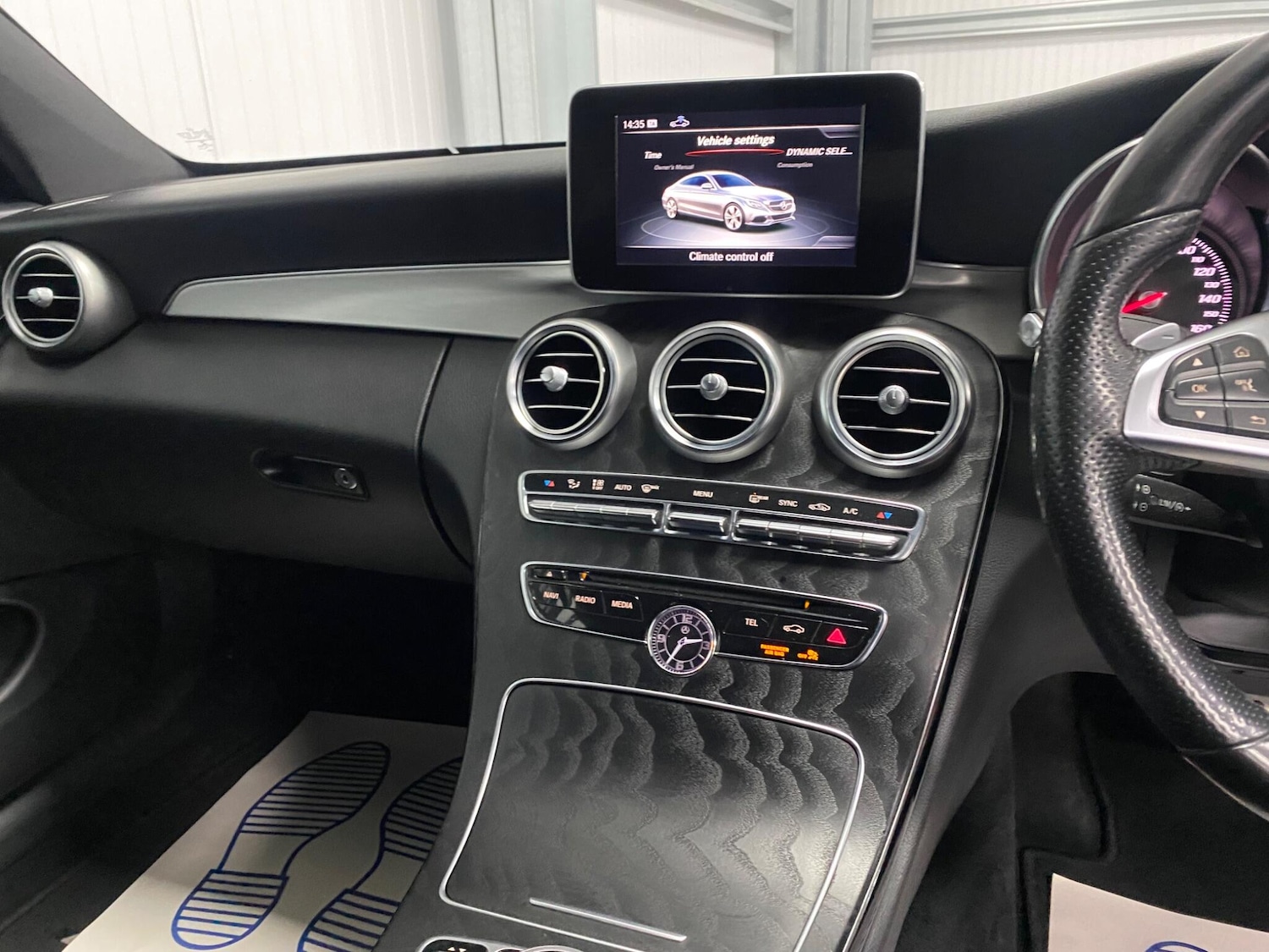 Used Mercedes-Benz C Class 2017 for sale - 76360741: Photo 45