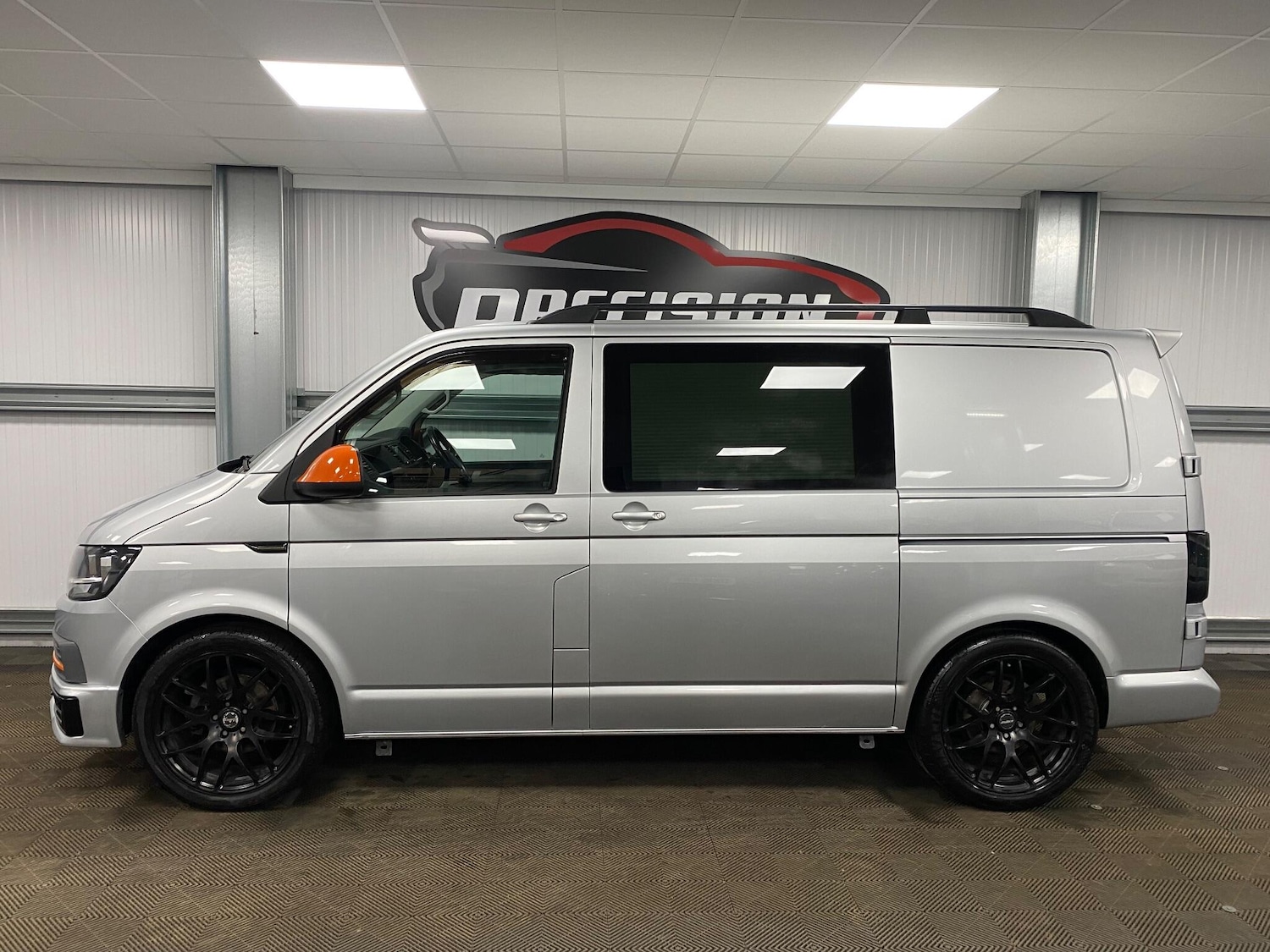 Used Volkswagen Transporter for sale - 77192007: Photo 11