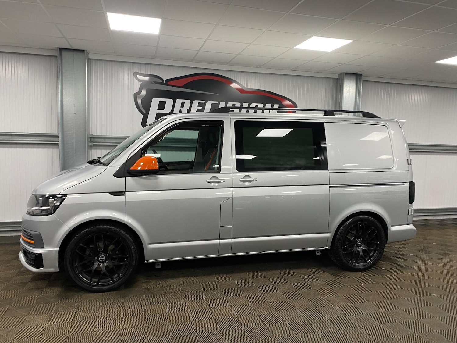 Used Volkswagen Transporter for sale - 77192007: Photo 16
