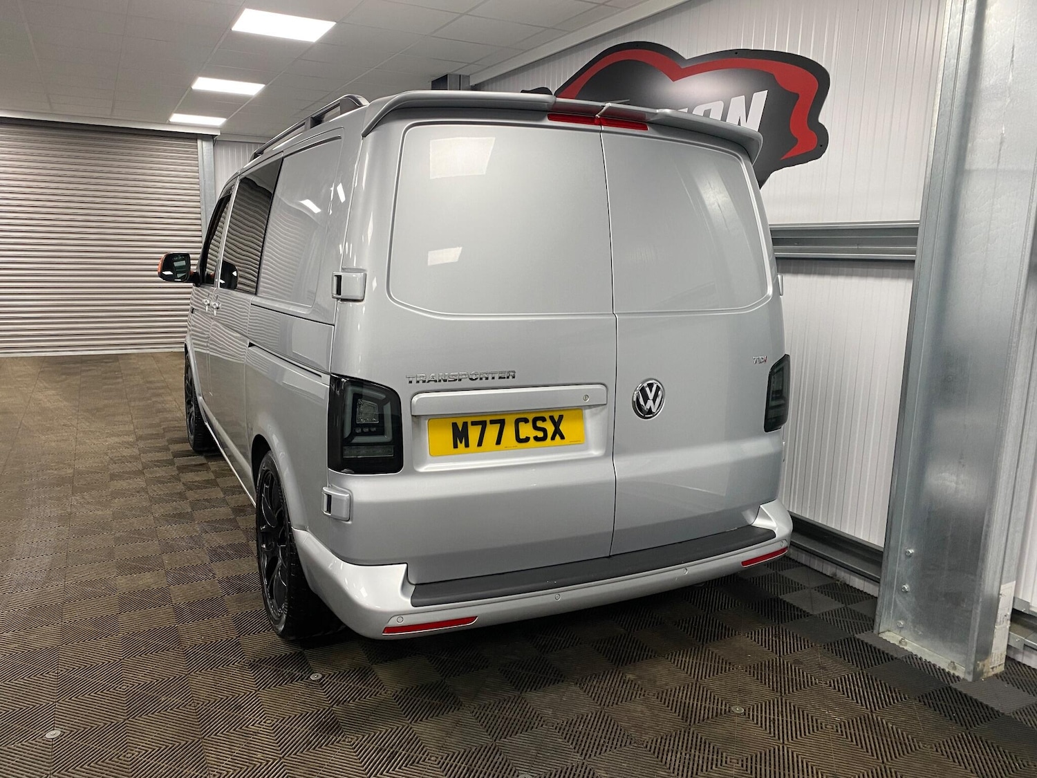 Used Volkswagen Transporter for sale - 77192007: Photo 28