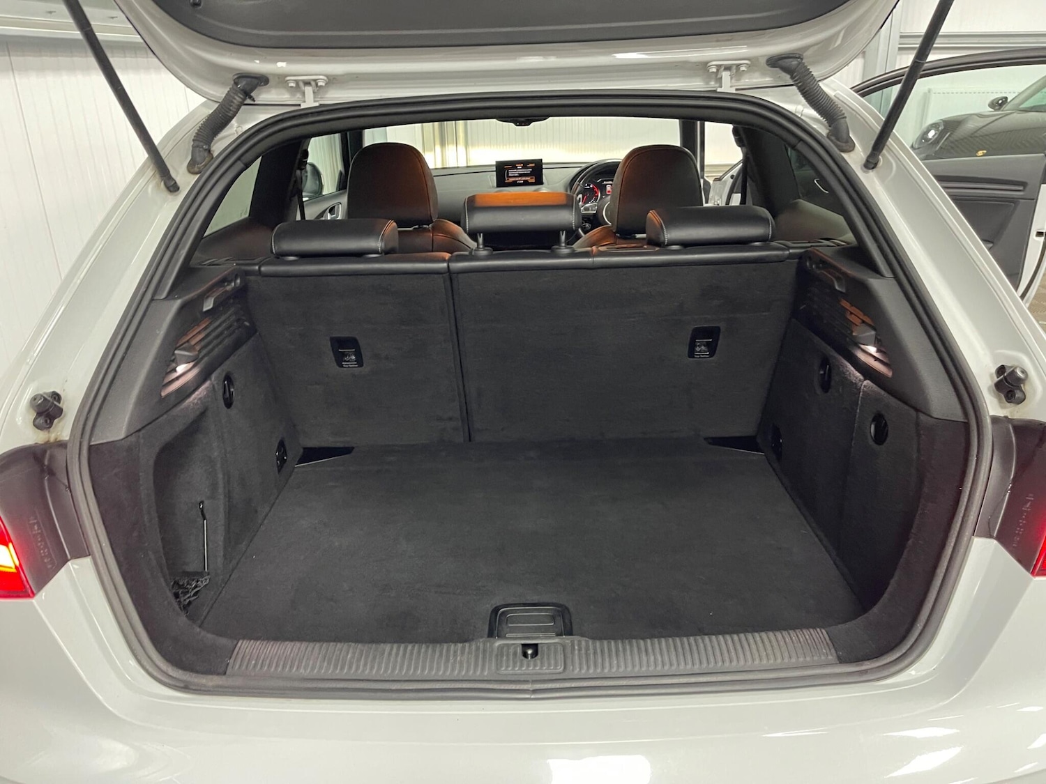 Used Audi A3 2015 for sale - 77957095: Photo 47