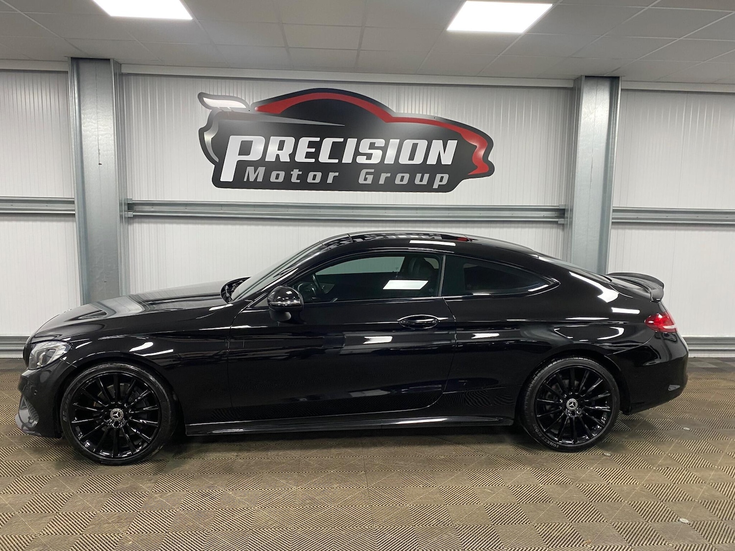 Used Mercedes-Benz C Class 2017 for sale - 76926786: Photo 16