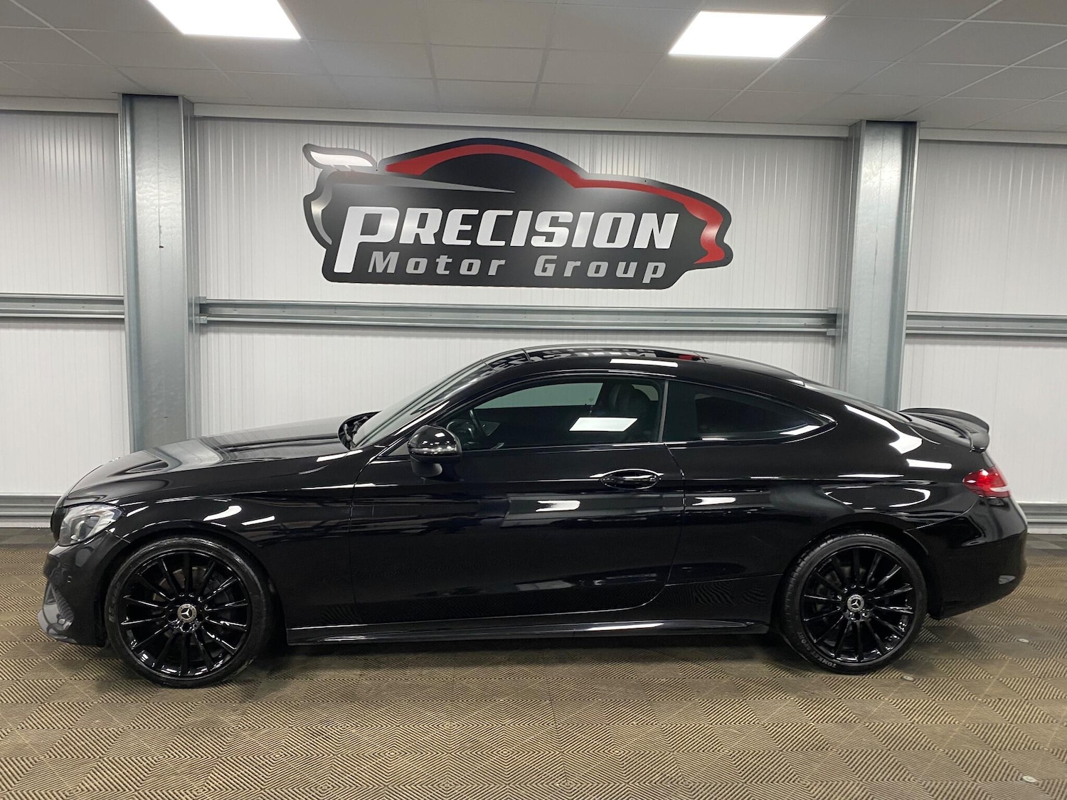 Used Mercedes-Benz C Class 2017 for sale - 76926786: Photo 17