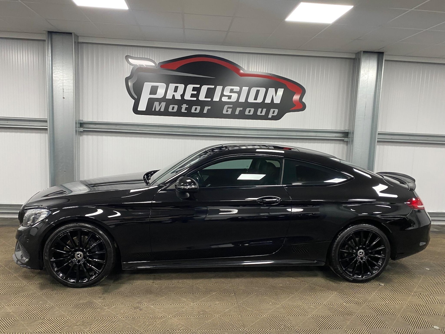 Used Mercedes-Benz C Class 2017 for sale - 76926786: Photo 18