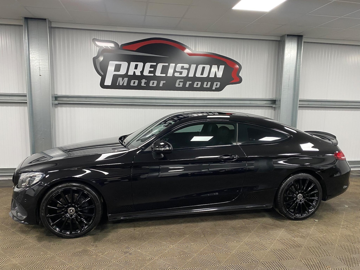 Used Mercedes-Benz C Class 2017 for sale - 76926786: Photo 19