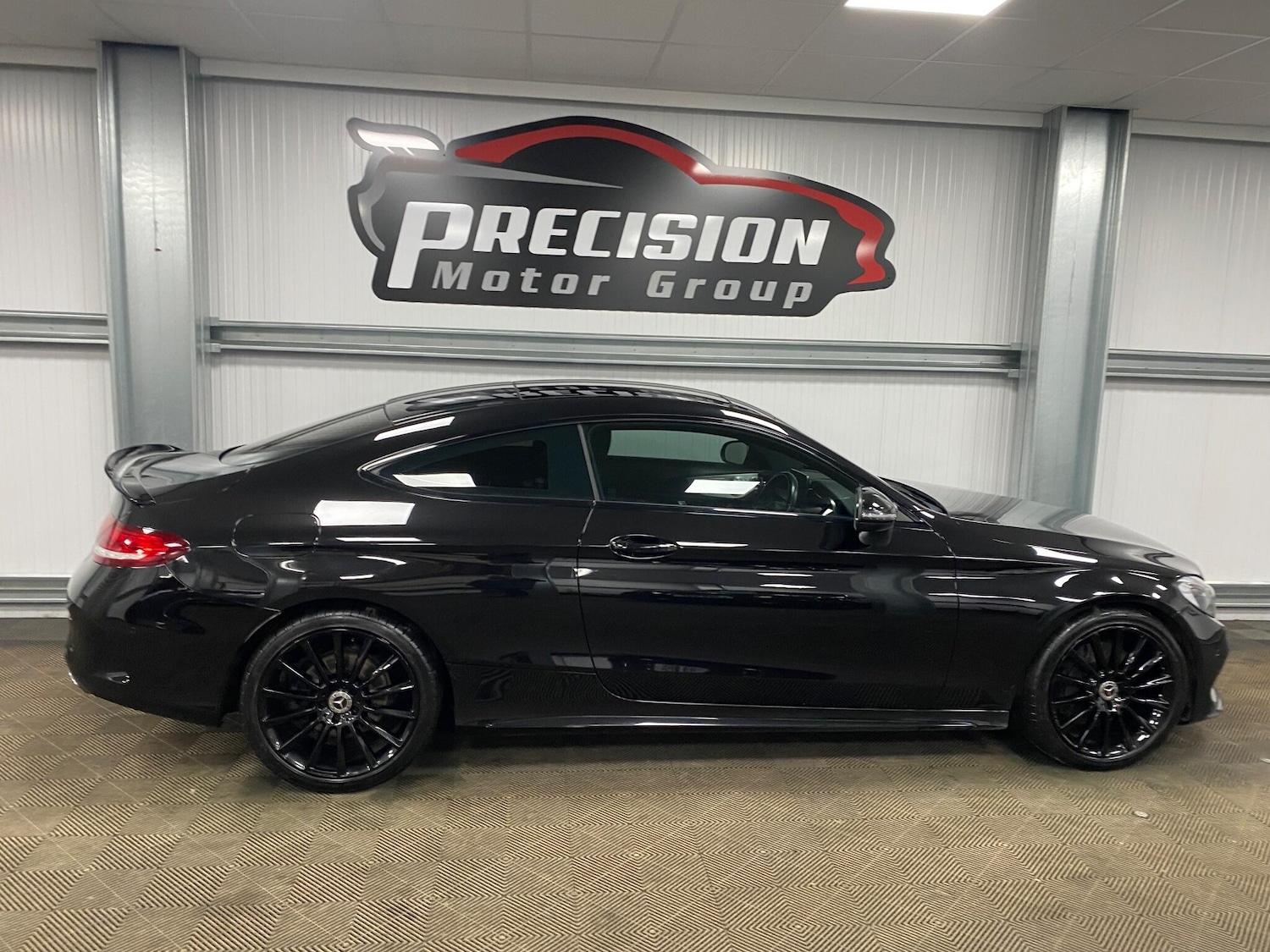 Used Mercedes-Benz C Class 2017 for sale - 76926786: Photo 27