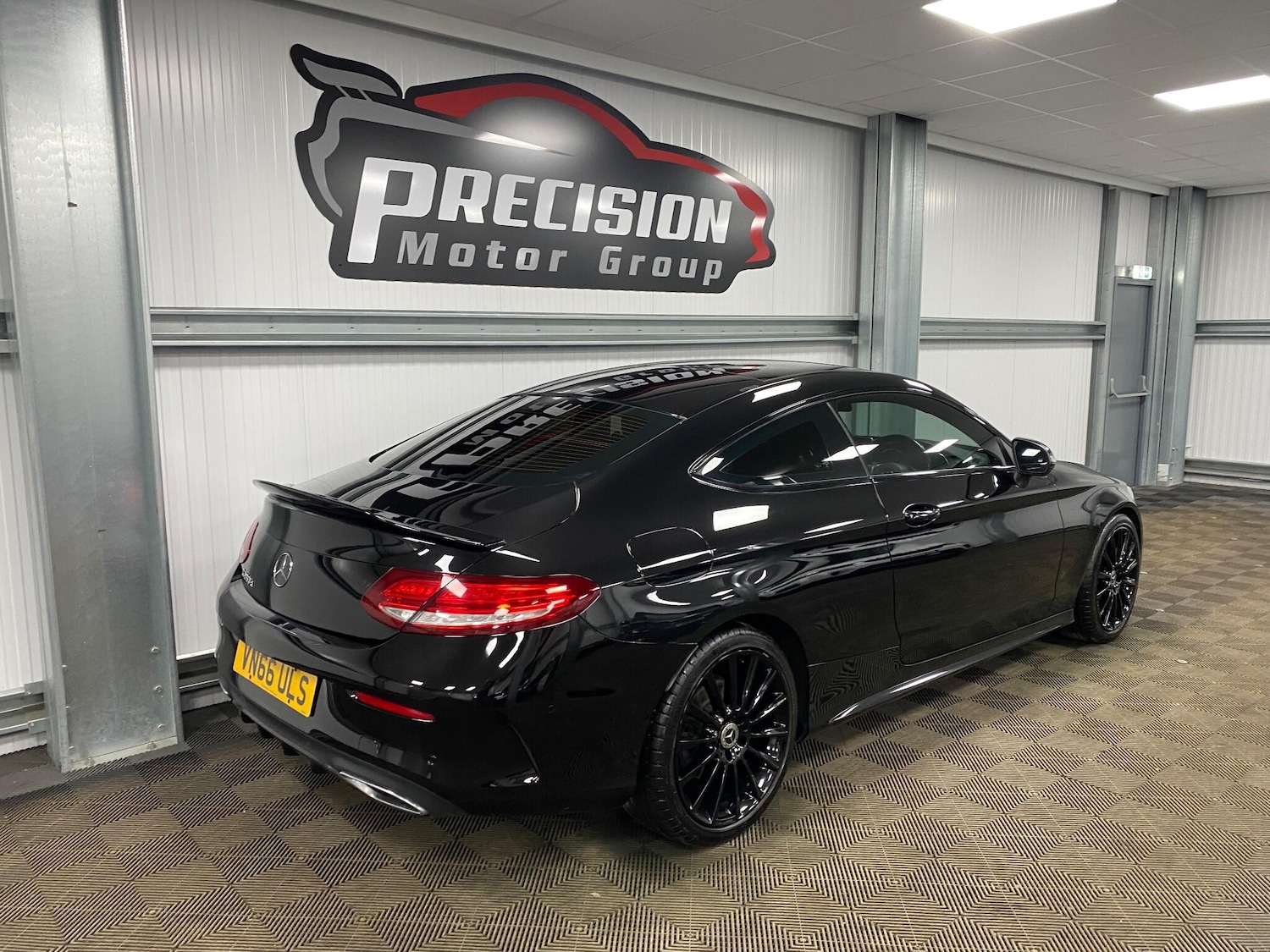 Used Mercedes-Benz C Class 2017 for sale - 76926786: Photo 32