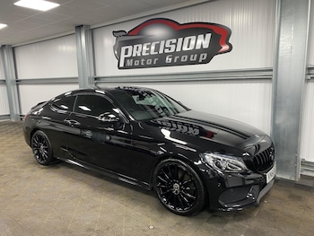 Used Mercedes-Benz C Class 2017 for sale - 76926786: Photo