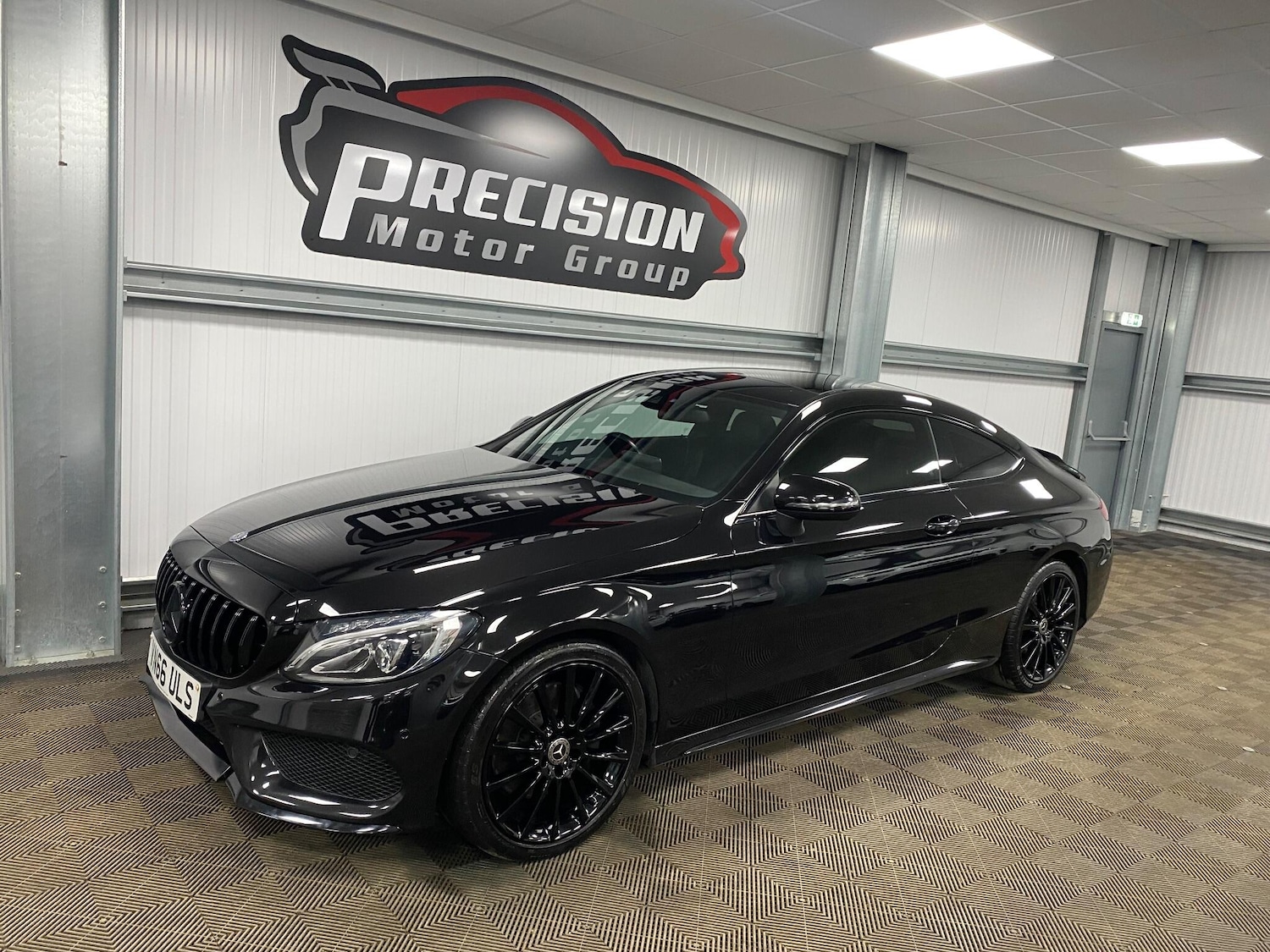 Used Mercedes-Benz C Class 2017 for sale - 76926786: Photo 8