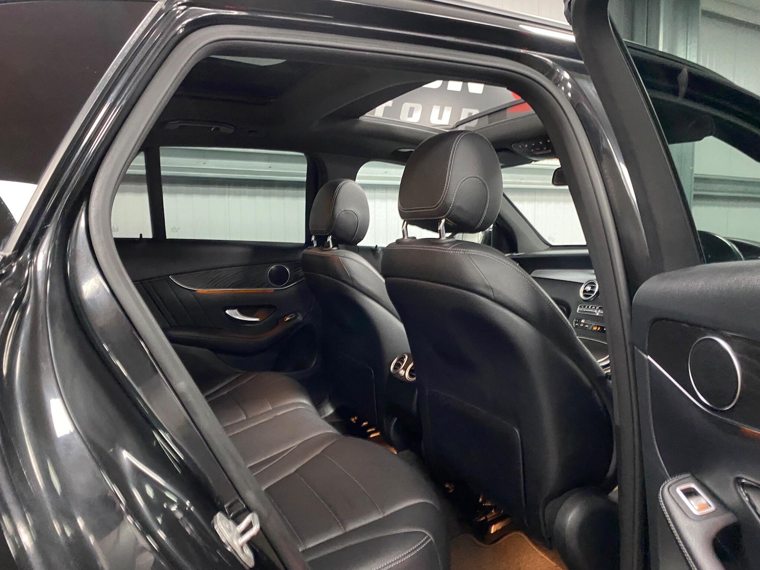 Used Mercedes-Benz GLC 2018 for sale - 77331747: Photo 38