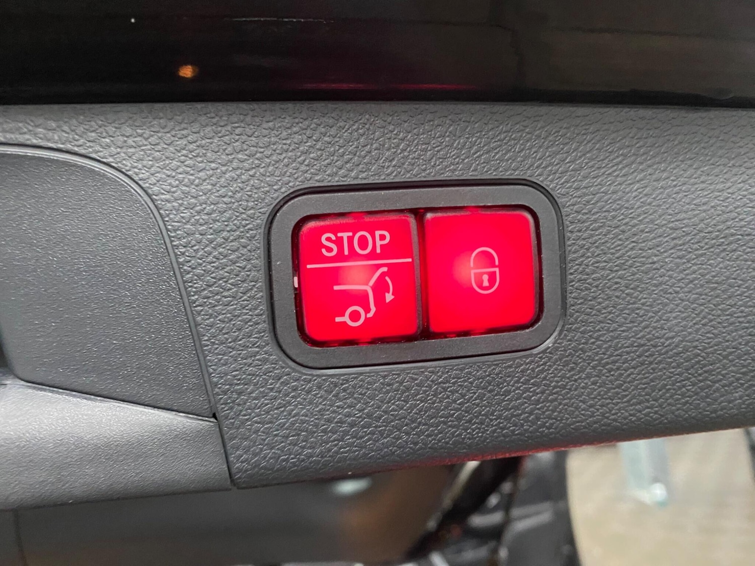 Used Mercedes-Benz GLC 2018 for sale - 77331747: Photo 39