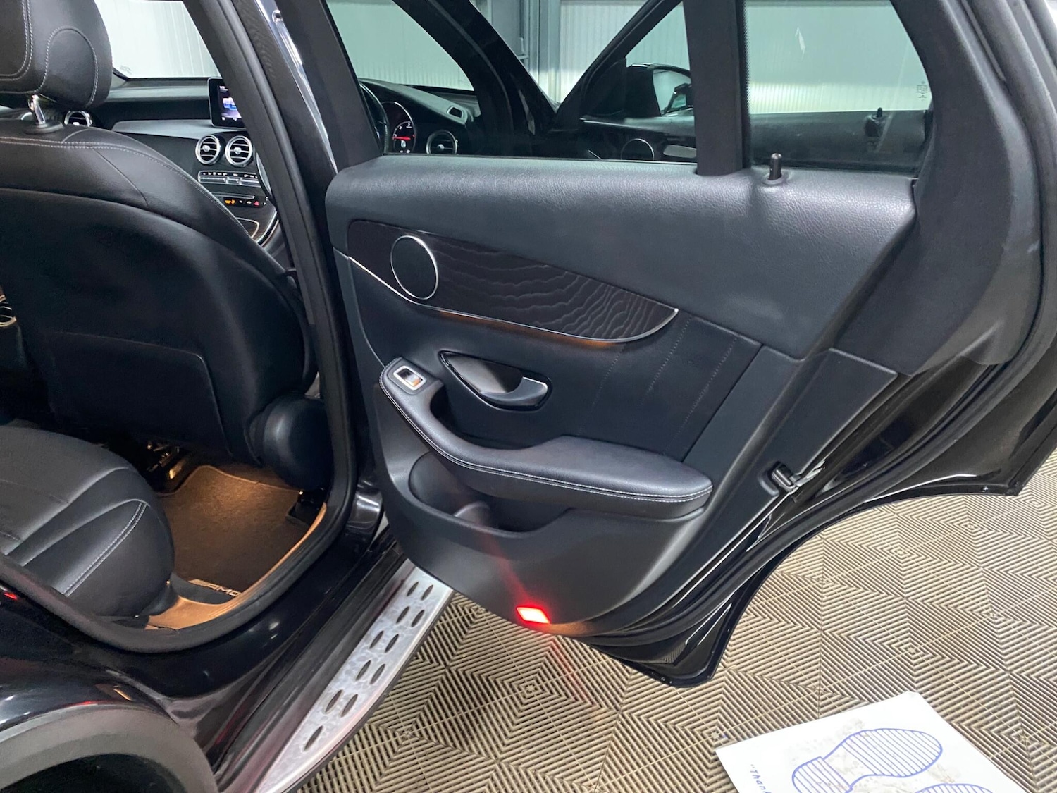 Used Mercedes-Benz GLC 2018 for sale - 77331747: Photo 43