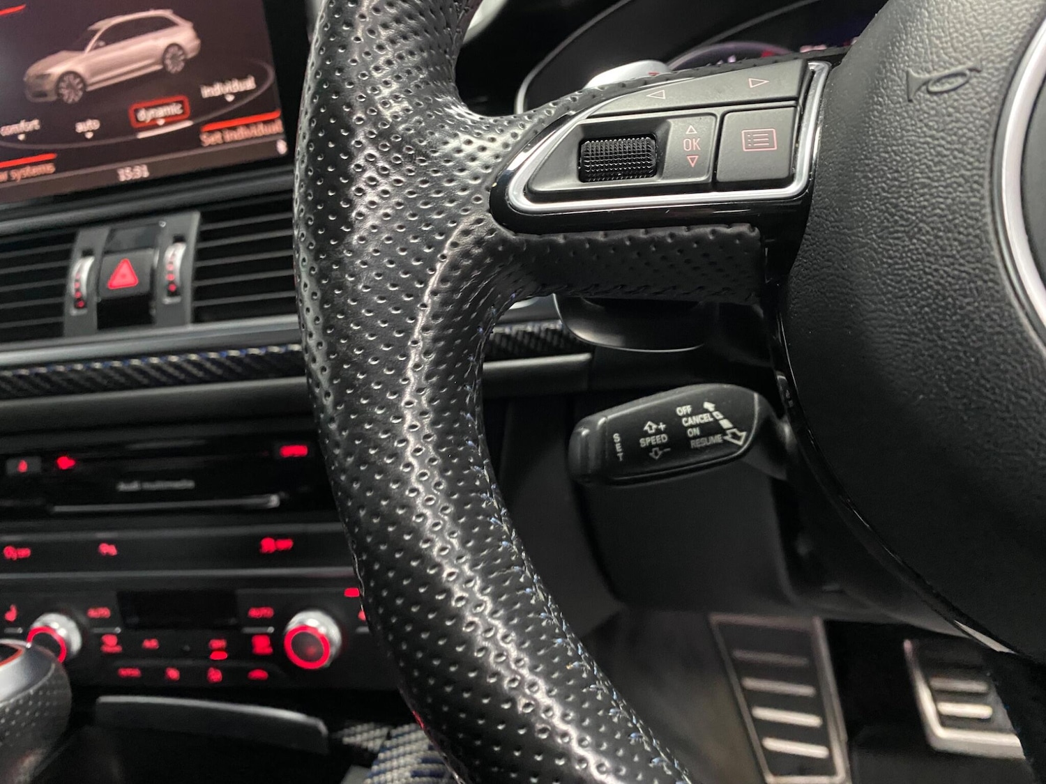 Used Audi RS6 Avant for sale - 77315432: Photo 41