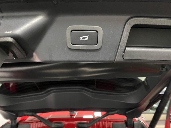 Used Land Rover Range Rover Velar 2019 for sale - 76269998: Photo 37
