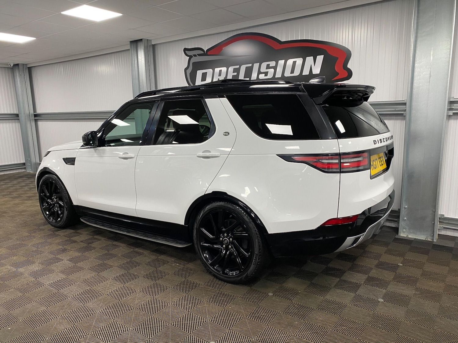 Used Land Rover Discovery for sale - 76752745: Photo 15