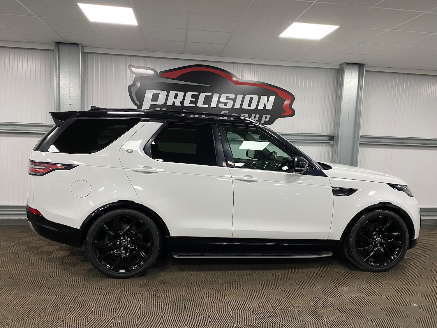 Used Land Rover Discovery for sale - 76752745: Photo 28