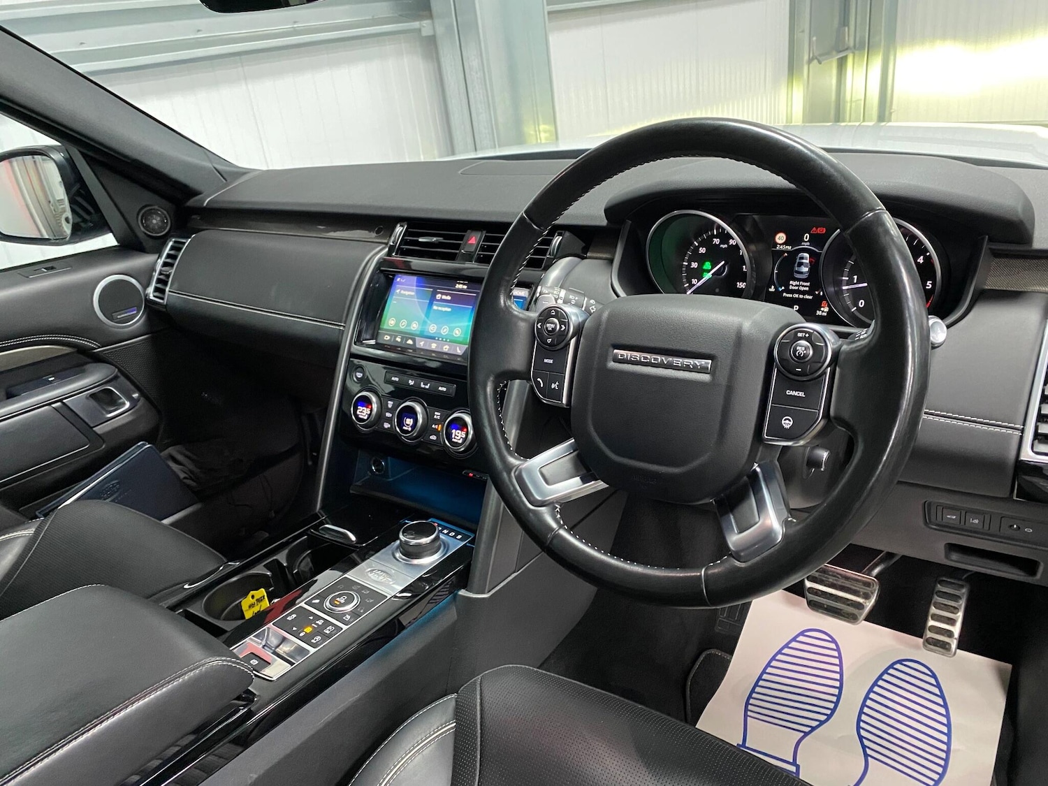 Used Land Rover Discovery for sale - 76752745: Photo 33