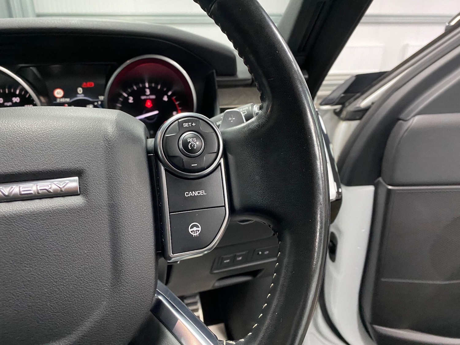 Used Land Rover Discovery for sale - 76752745: Photo 44