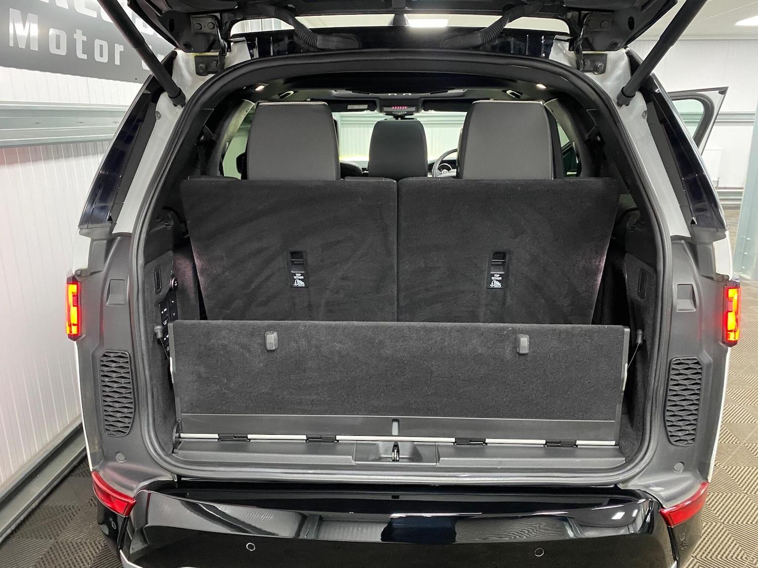 Used Land Rover Discovery for sale - 76752745: Photo 54