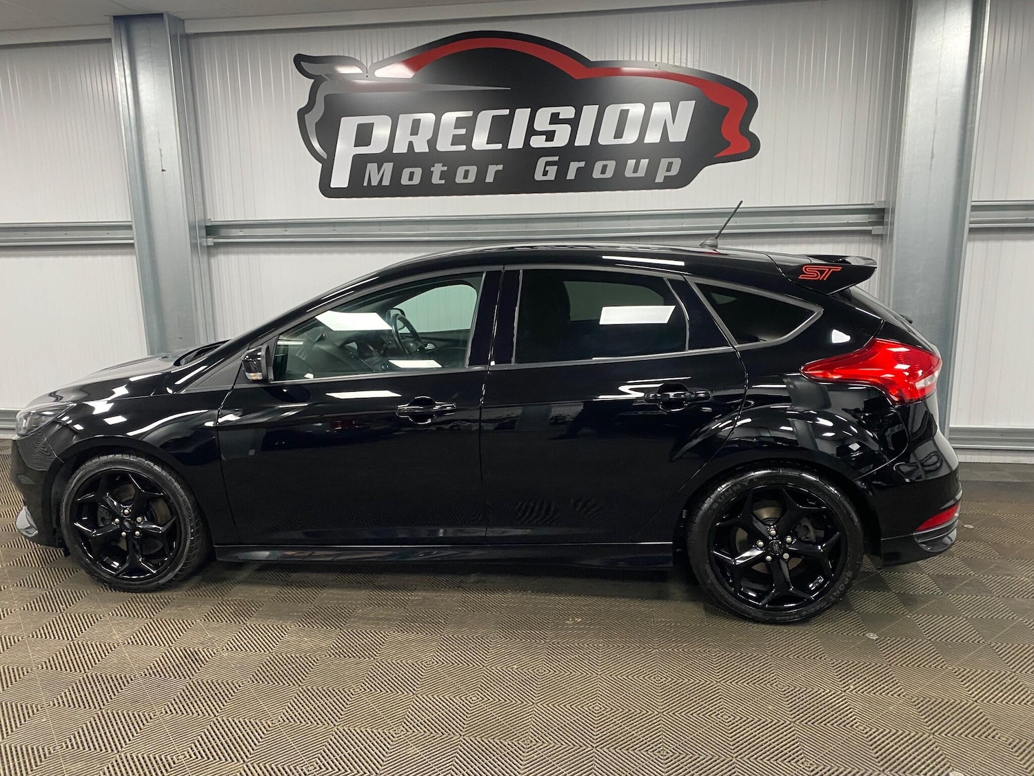 Used Ford Focus 2017 for sale - 76727425: Photo 14