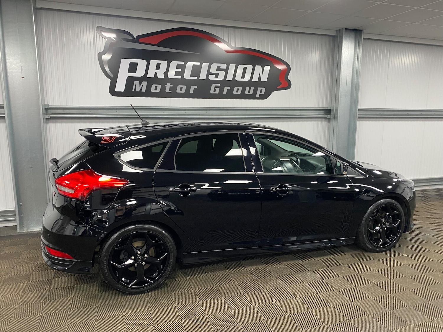 Used Ford Focus 2017 for sale - 76727425: Photo 24