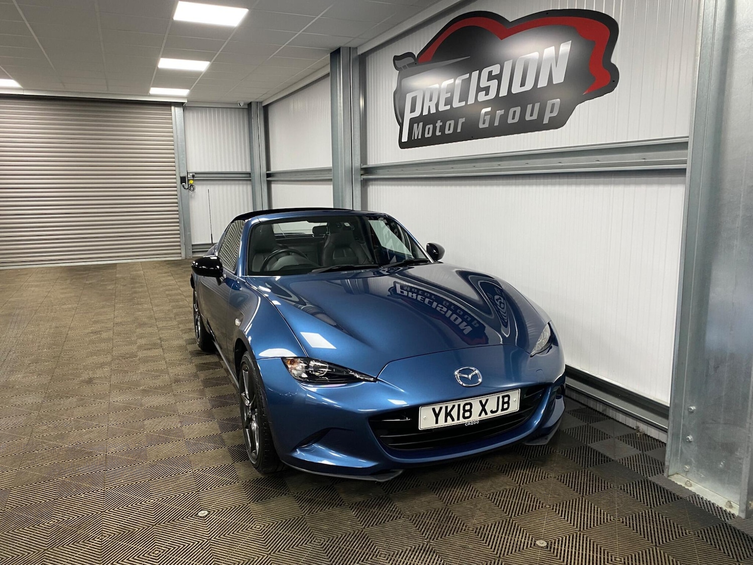 Used Mazda MX-5 2018 for sale - 77400806: Photo 2