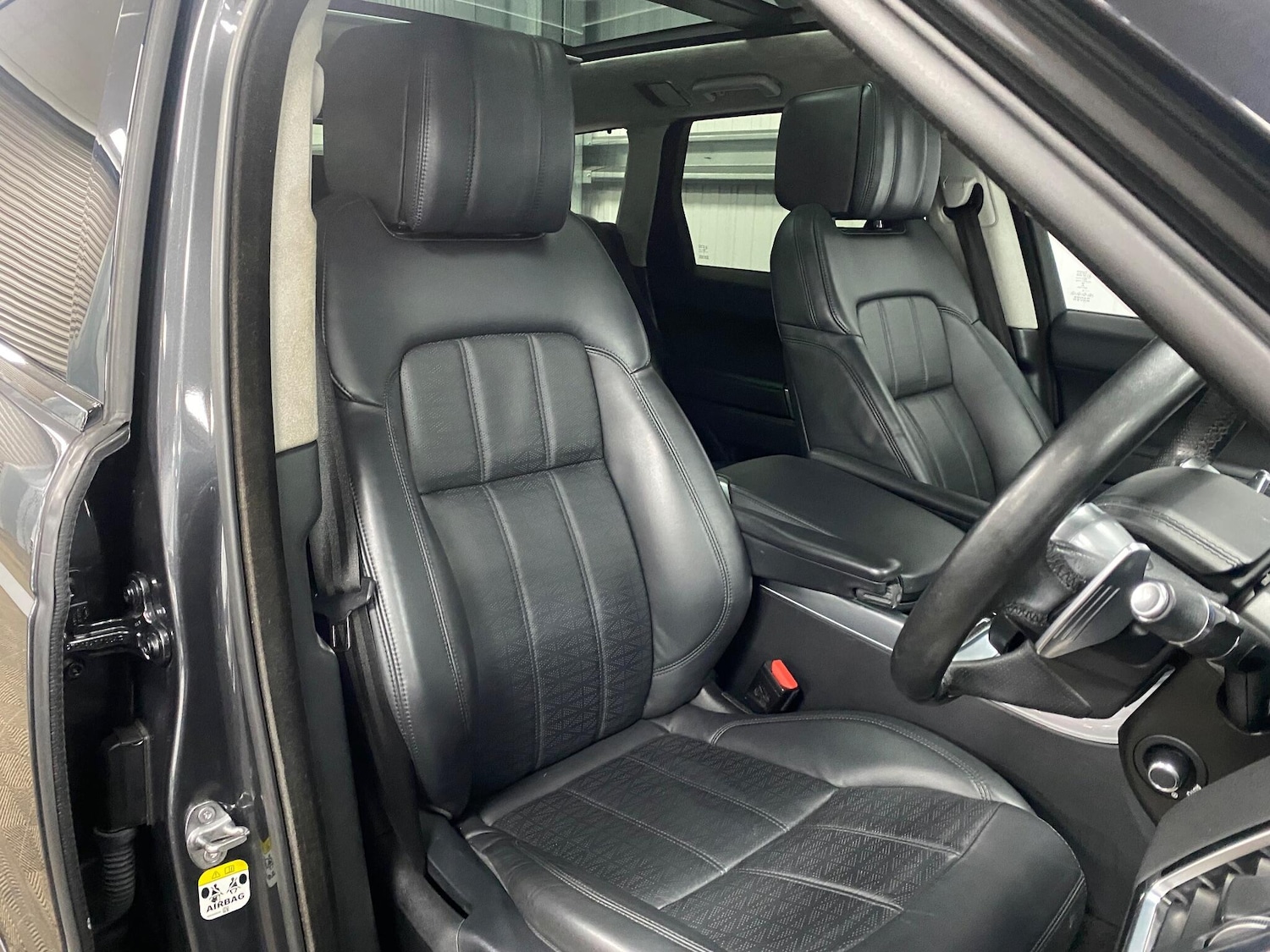 Used Land Rover Range Rover Sport 2020 for sale - 76976005: Photo 33