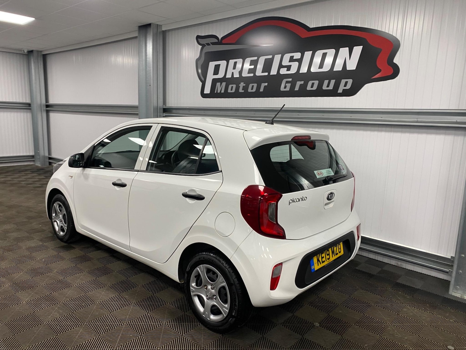 Used Kia Picanto 2019 for sale - 76991360: Photo 13