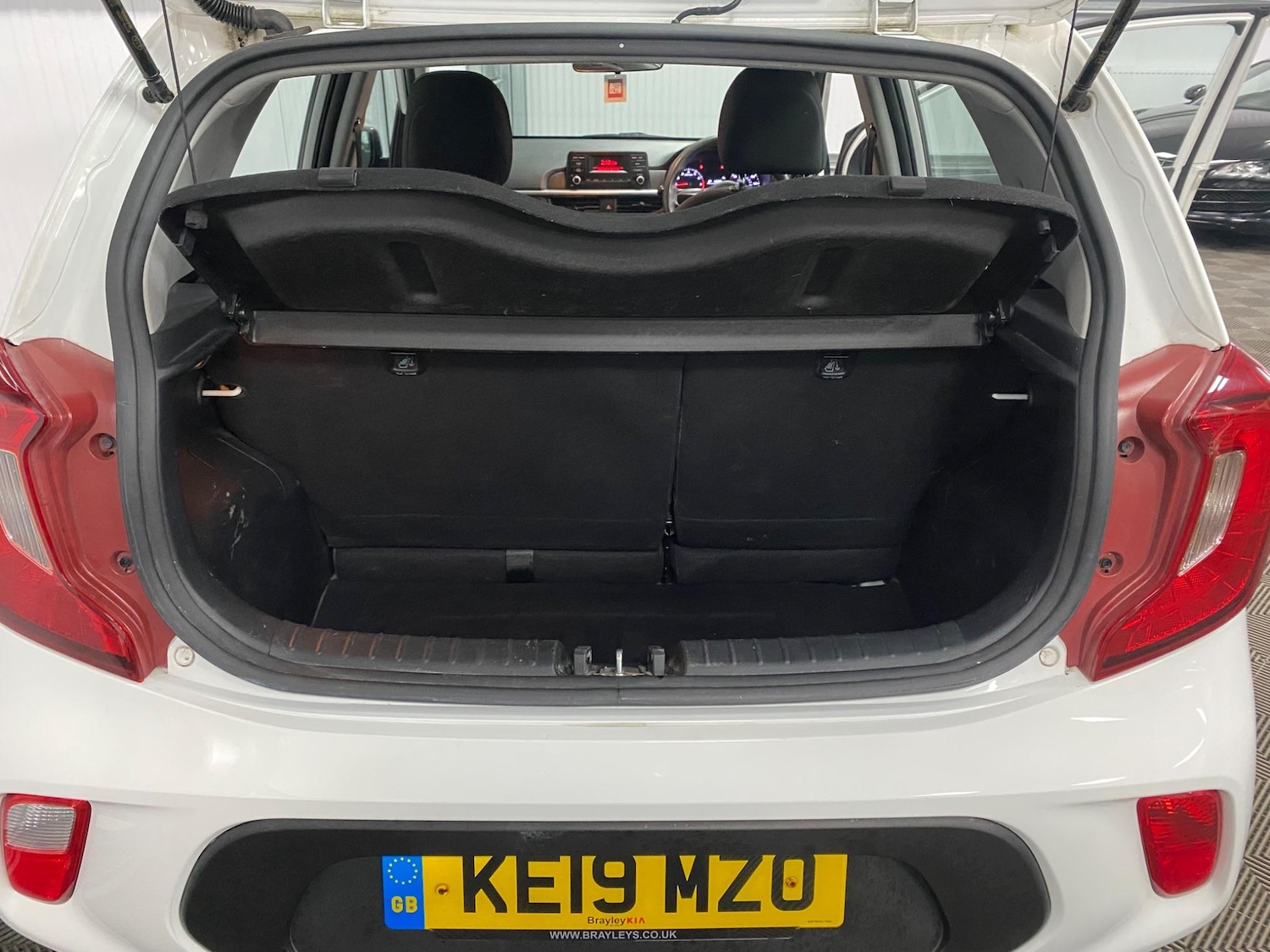 Used Kia Picanto 2019 for sale - 76991360: Photo 36