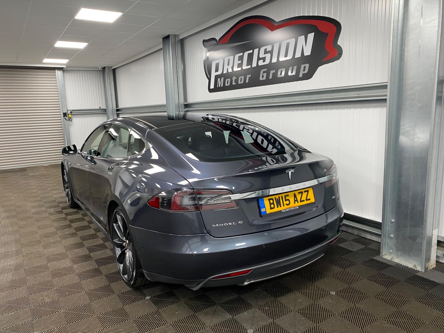 Used Tesla Model S 2015 for sale - 76174687: Photo 11