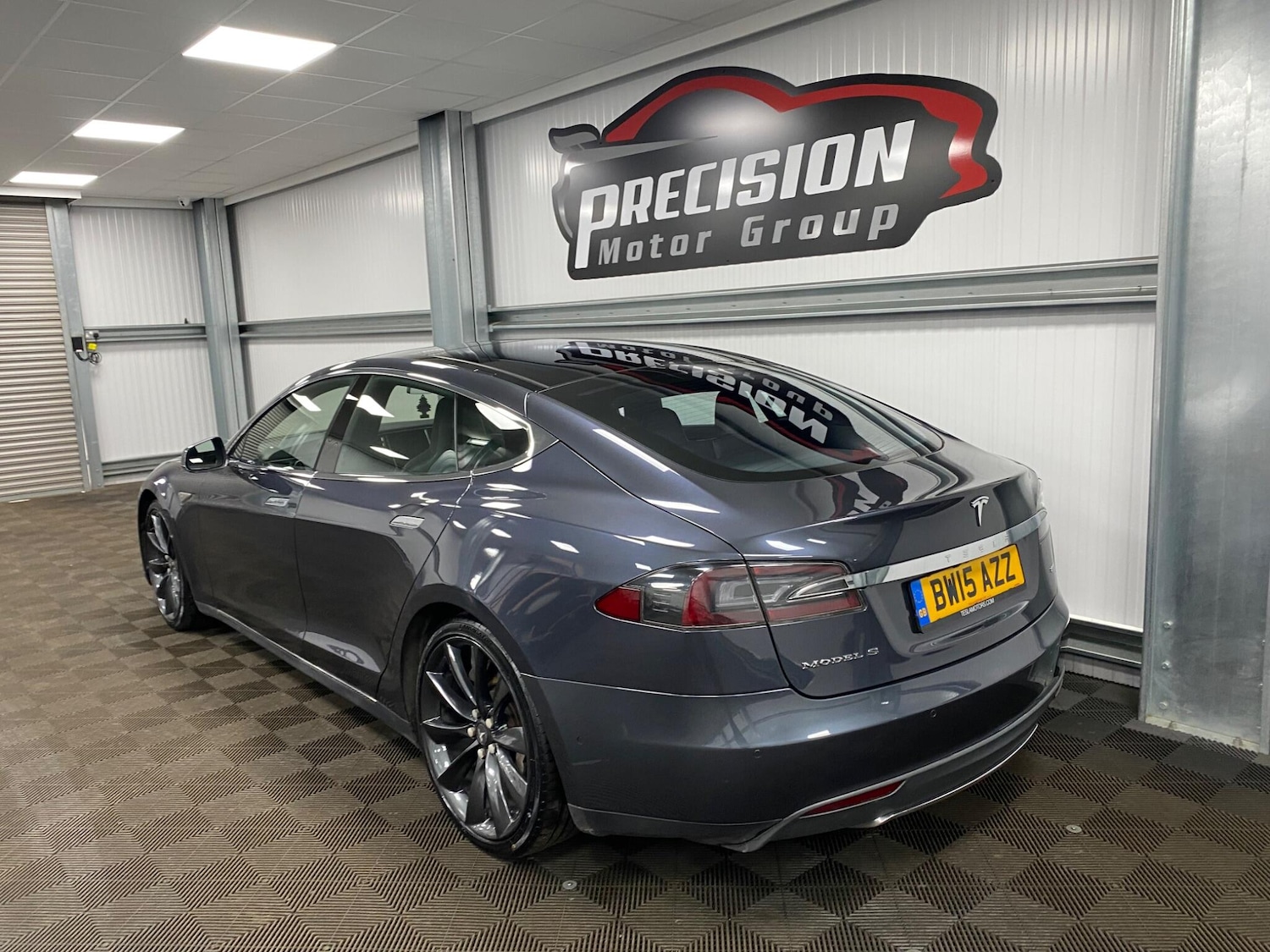 Used Tesla Model S 2015 for sale - 76174687: Photo 12