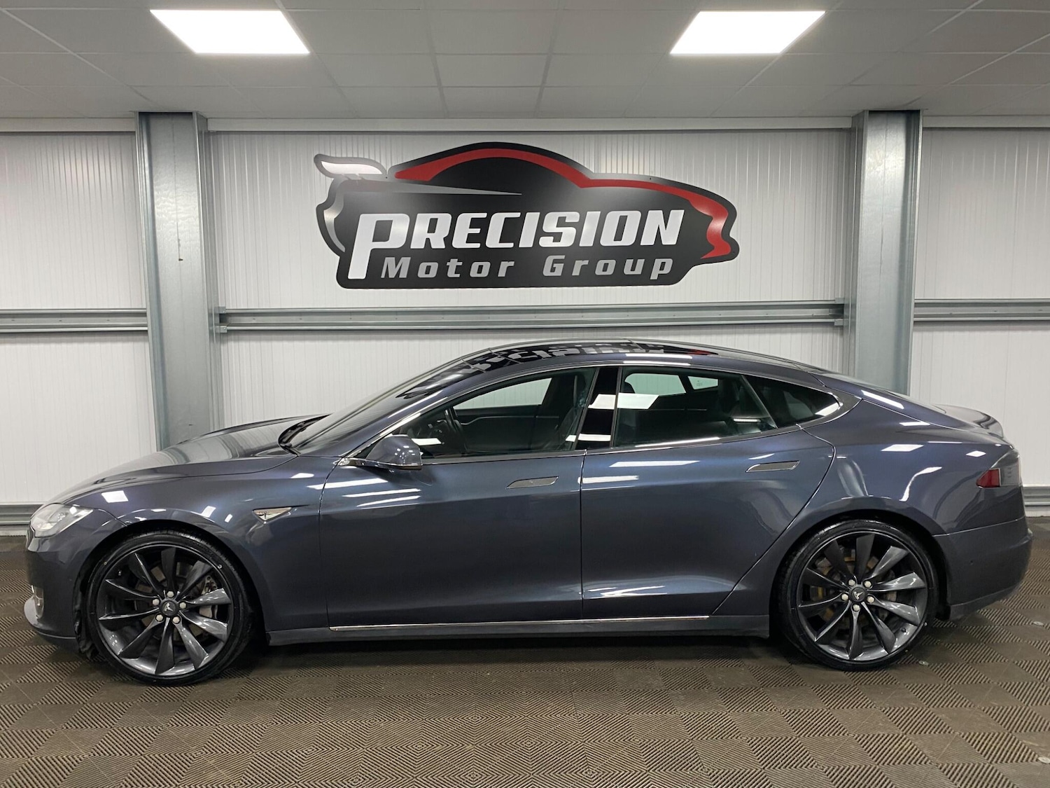 Used Tesla Model S 2015 for sale - 76174687: Photo 17