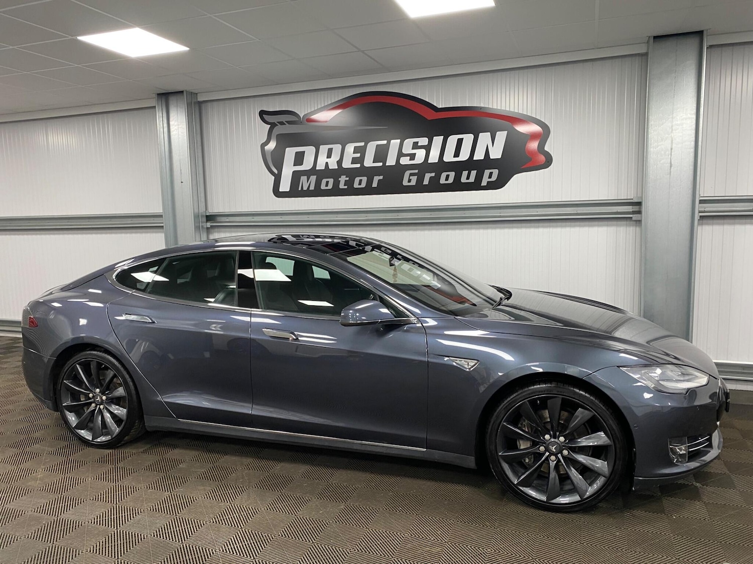 Used Tesla Model S 2015 for sale - 76174687: Photo 25