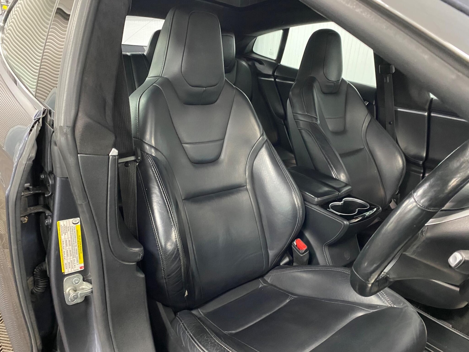 Used Tesla Model S 2015 for sale - 76174687: Photo 34