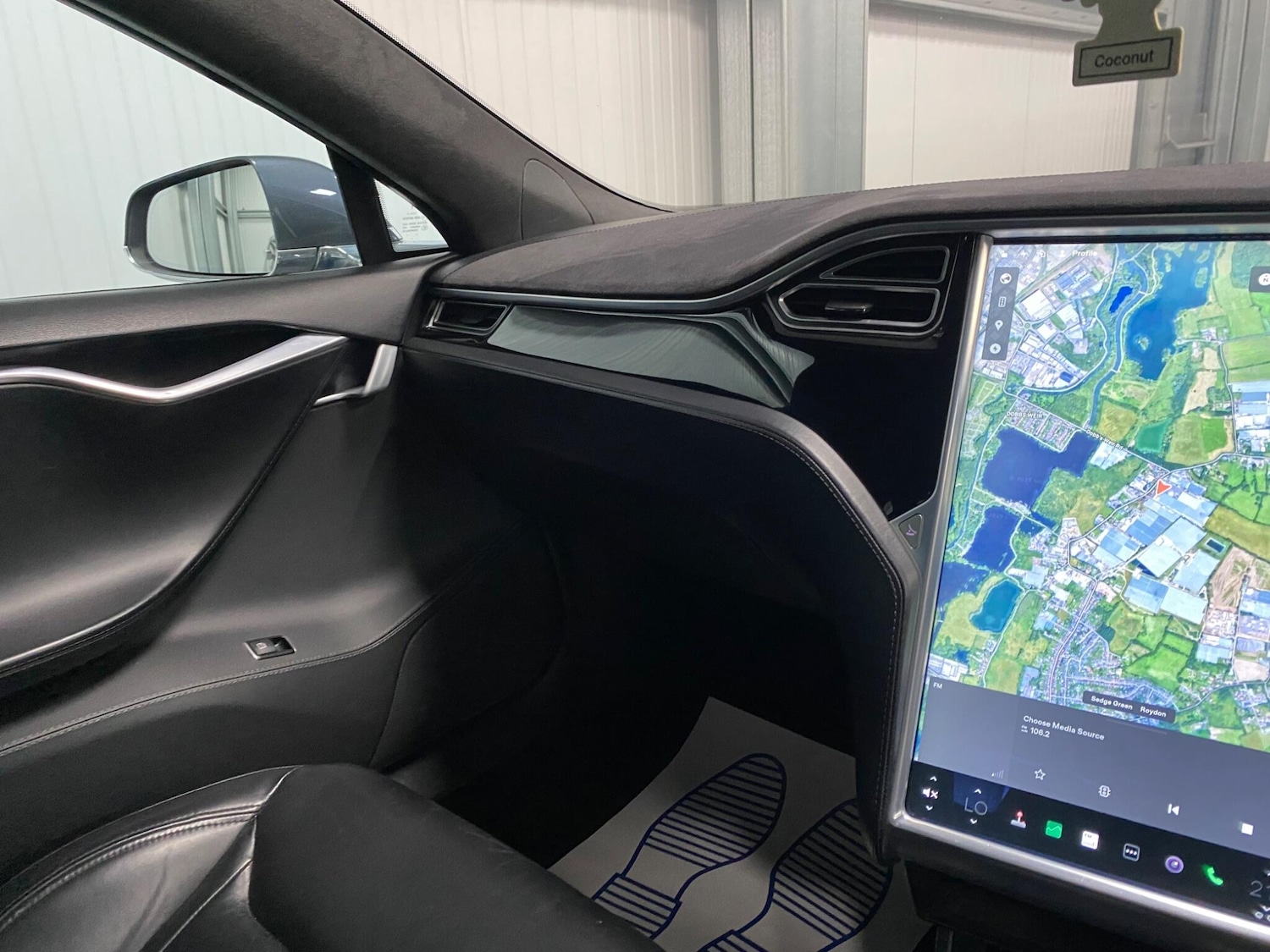 Used Tesla Model S 2015 for sale - 76174687: Photo 43