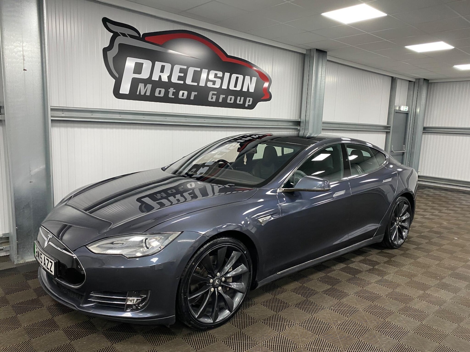 Used Tesla Model S 2015 for sale - 76174687: Photo 8