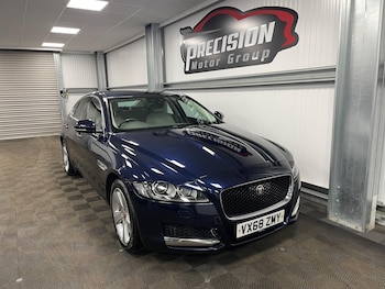 Used Jaguar XF 2018 for sale - 79106509: Photo