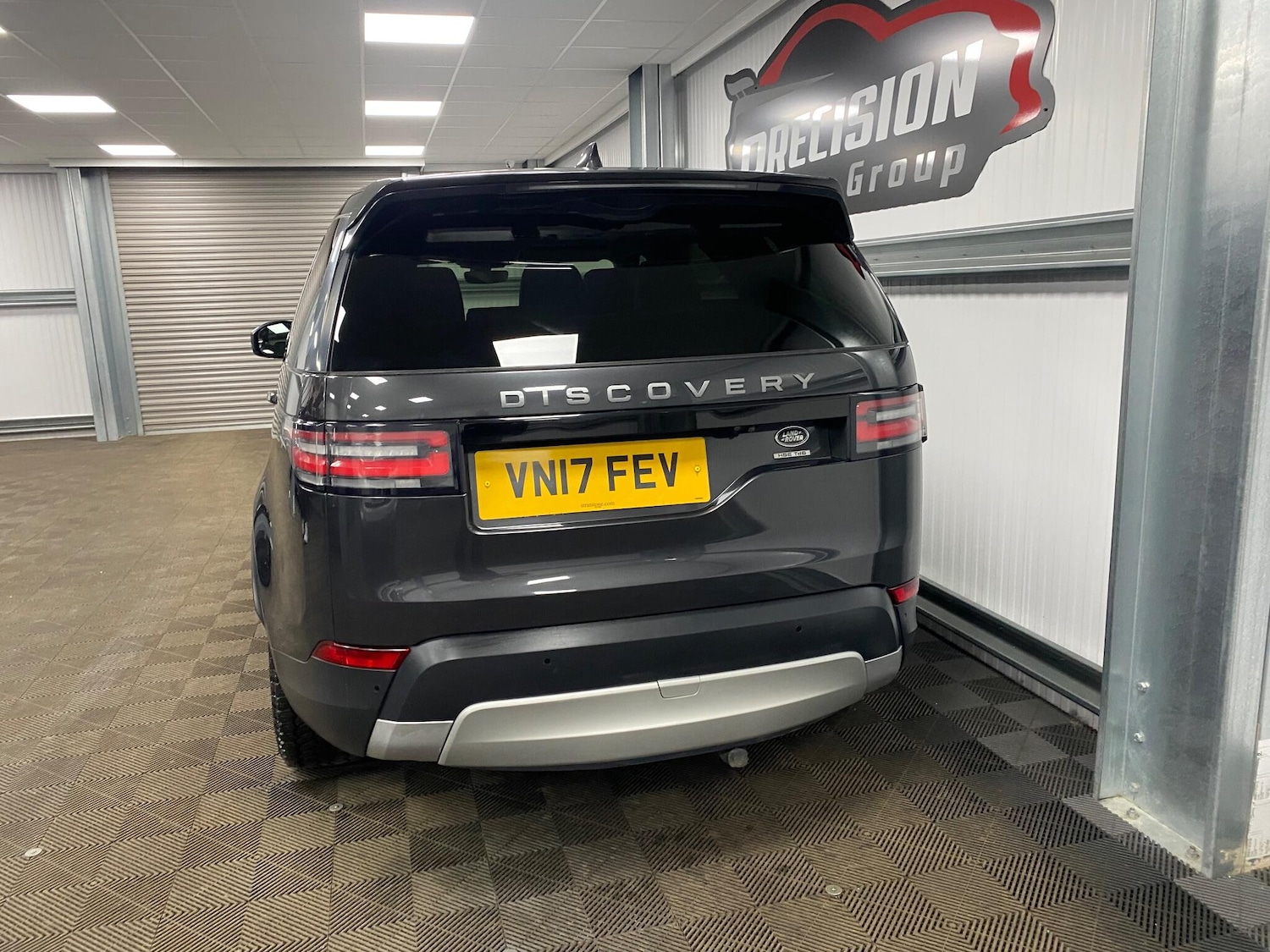 Used Land Rover Discovery 2017 for sale - 77163122: Photo 19