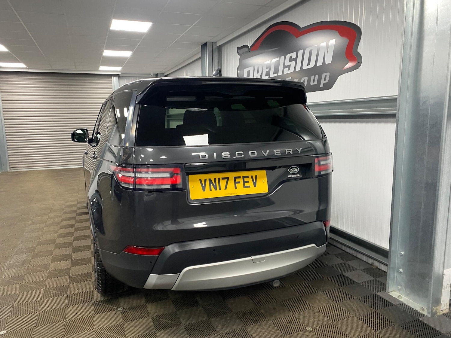 Used Land Rover Discovery 2017 for sale - 77163122: Photo 22