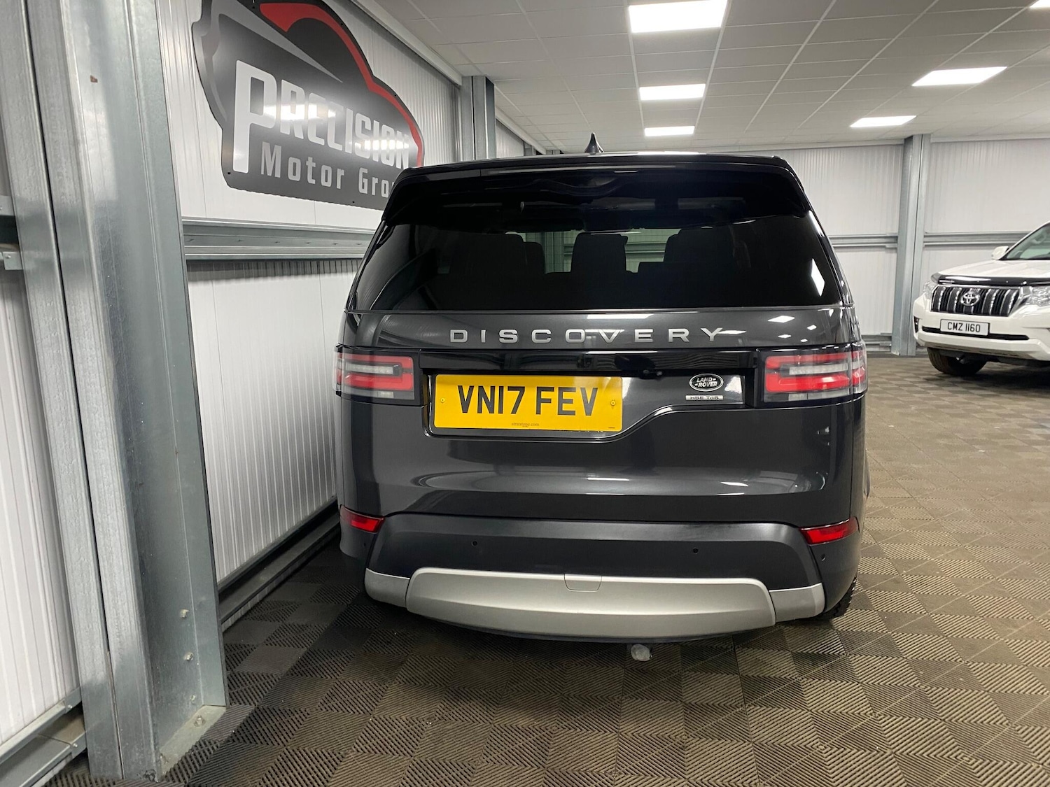 Used Land Rover Discovery 2017 for sale - 77163122: Photo 23