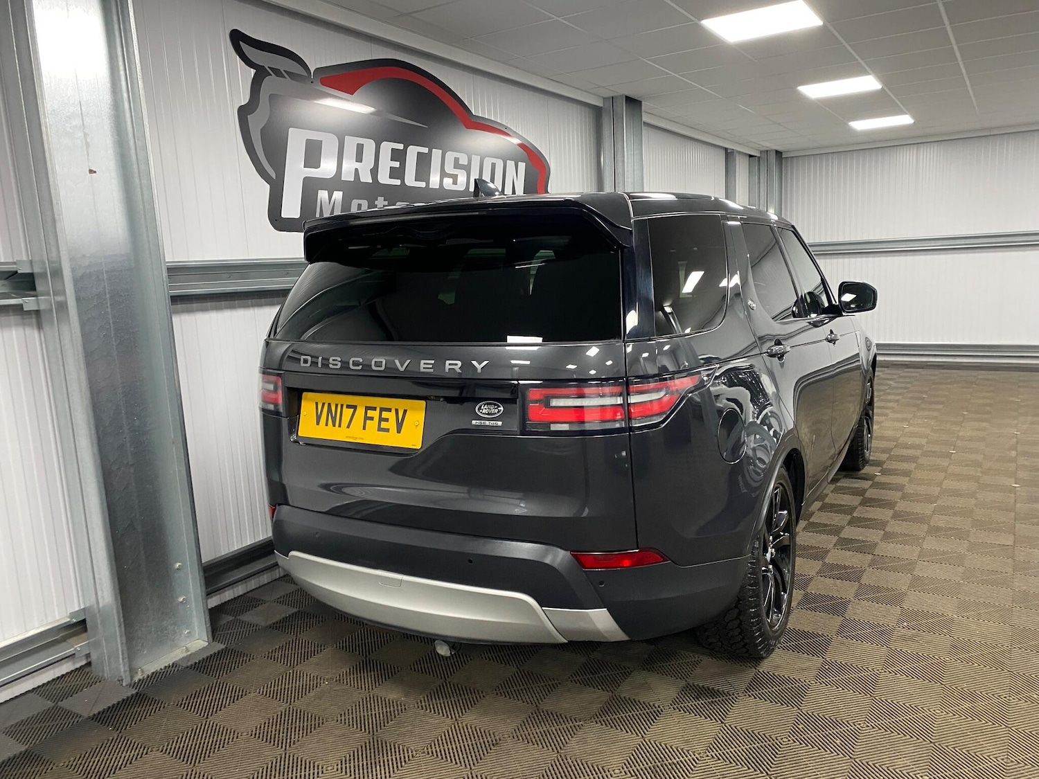 Used Land Rover Discovery 2017 for sale - 77163122: Photo 29