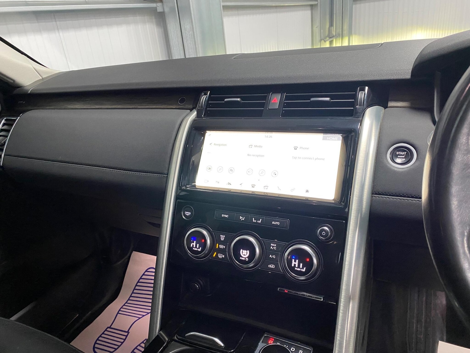 Used Land Rover Discovery 2017 for sale - 77163122: Photo 38