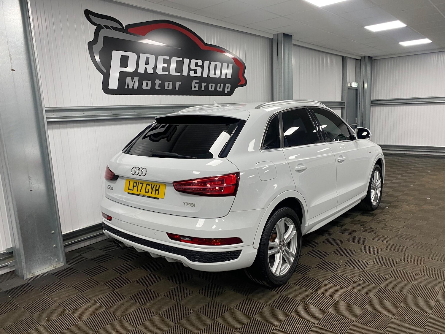 Used Audi Q3 2017 for sale - 76715440: Photo 31