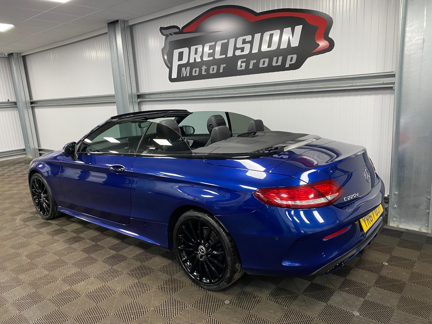 Used Mercedes-Benz C Class 2017 for sale - 76989895: Photo 12