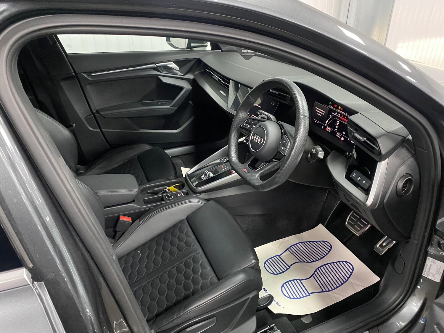 Used Audi RS3 2024 for sale - 76423042: Photo 30